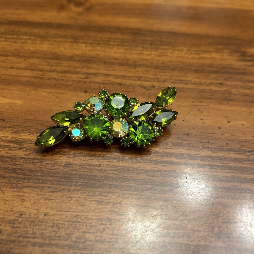 green aurora borealis Vintage Vine Stone Broch Pin